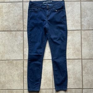 Women’s Mid-Rise Skinny Jeans